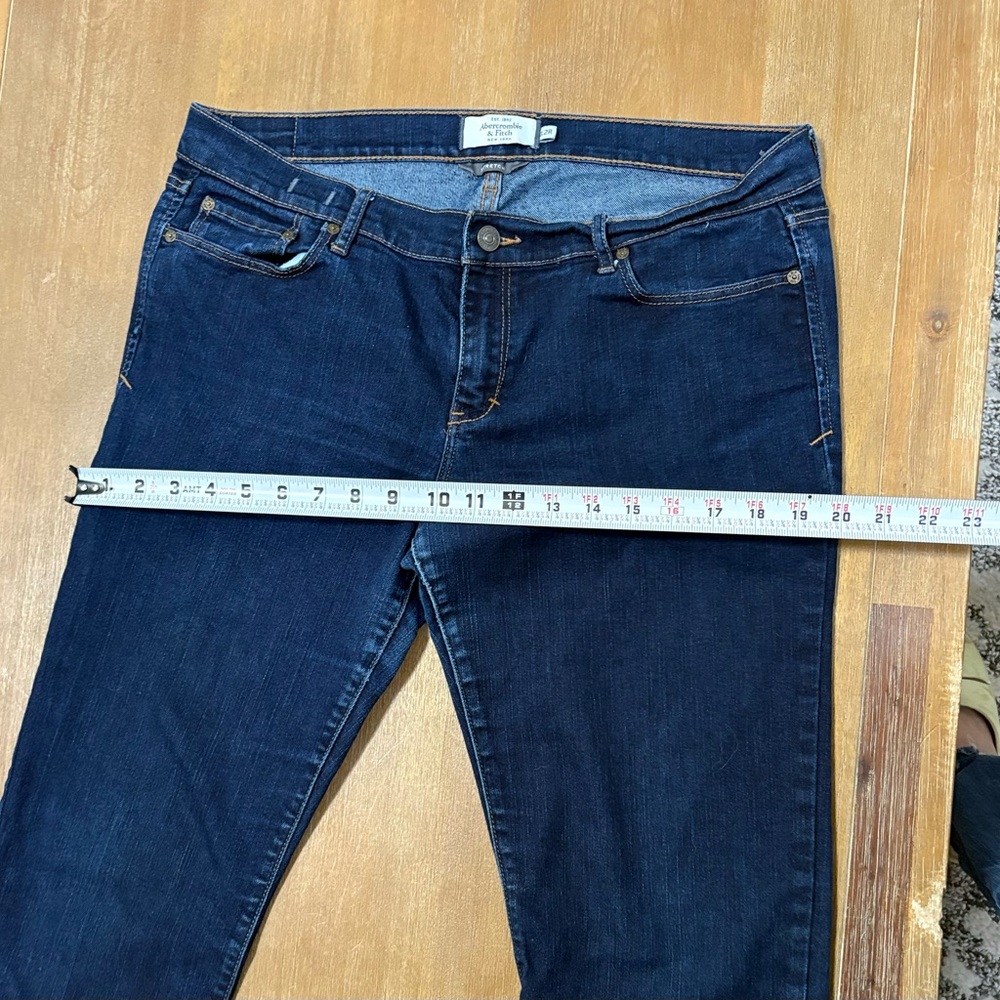 Abercrombie & Fitch Dark Stretch Blue Jeans - Picture 8 of 11